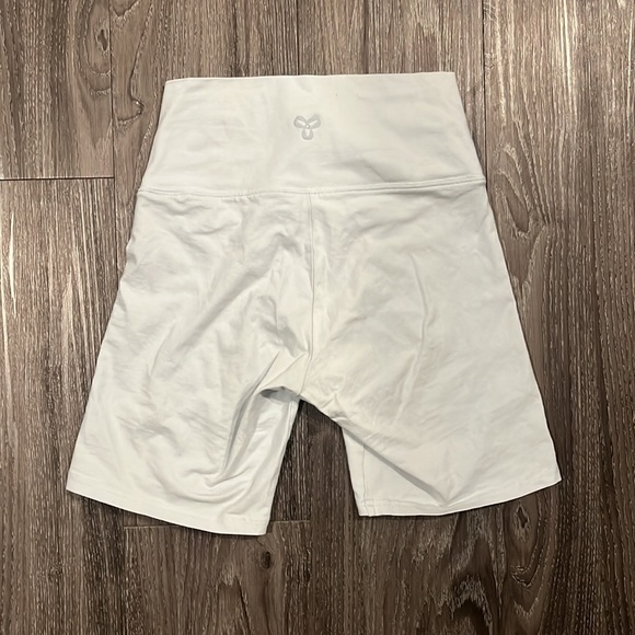 3/$25 ARITZIA TNA Baby Blue Cotton Bike Short - Small - Picture 2 of 3
